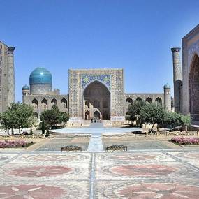 Центральная площадь Самарканда - Регистан